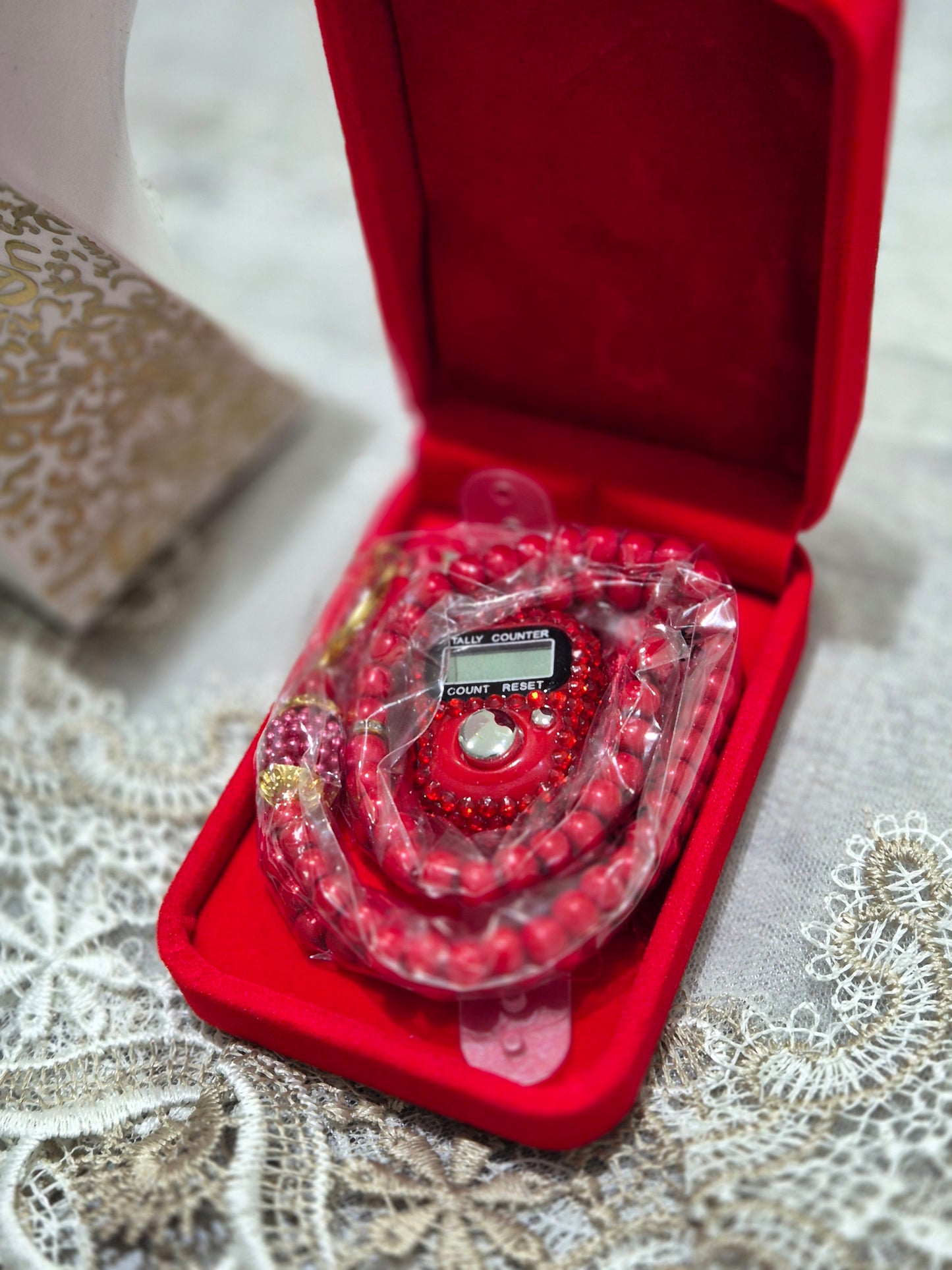 Luxury Islamic Tasbih Gift Set – Prayer Beads & Digital Finger Counter